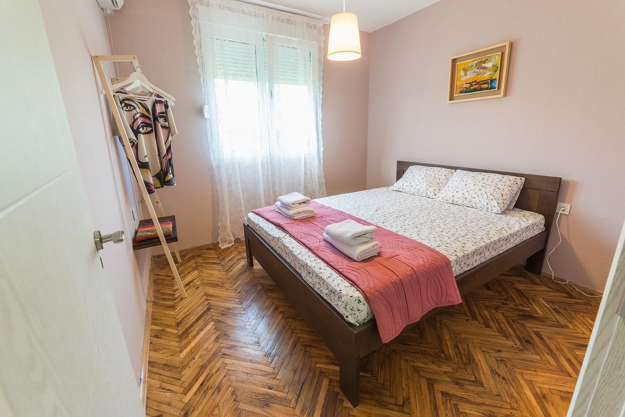Q Podgorica Beds,Rooms And More Екстер'єр фото